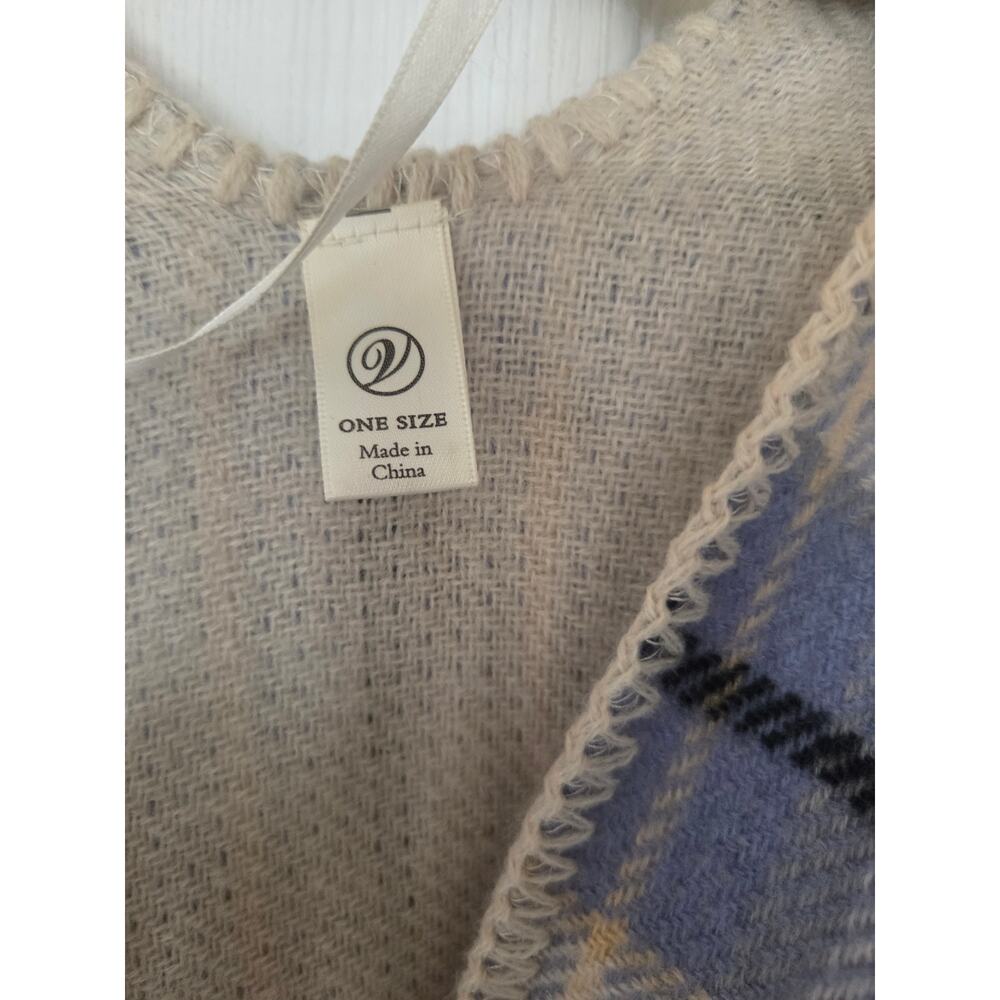 Versona Belted Ruana one Size. EUC - Picture 5 of 5